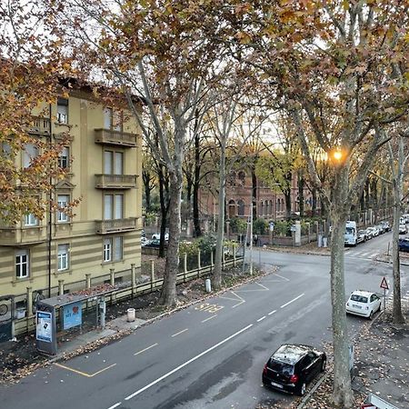 Apartamento Un Balcone Sul Centro Storico Reggio Emilia Exterior foto