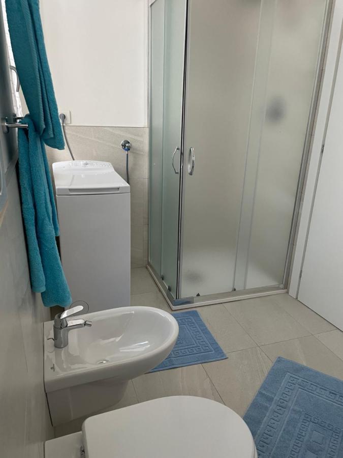 Apartamento Un Balcone Sul Centro Storico Reggio Emilia Exterior foto